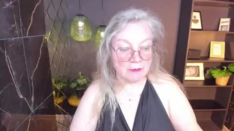 Snapshot of natalicloud chatting on May 2026 01:50:01 PM NataliCloud online show from May 2026 01:50:01 PM