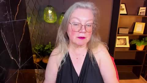 Snapshot of natalicloud chatting on May 2026 12:56:01 PM NataliCloud online show from May 2026 12:56:01 PM