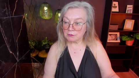 Snapshot of natalicloud chatting on June 2026 02:33:01 PM NataliCloud online show from June 2026 02:33:01 PM