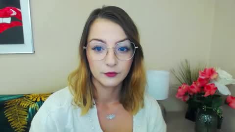 Snapshot of natalie_live chatting on February 2025 07:13:02 AM NatalieSexy online show from February 2025 07:13:02 AM