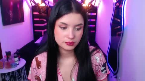 Snapshot of natalie_loffreda chatting on May 2026 08:39:01 PM natalie online show from May 2026 08:39:01 PM