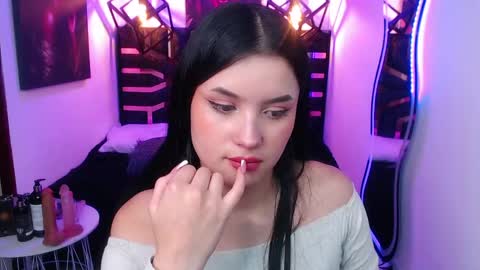 Snapshot of natalie_loffreda chatting on May 2026 07:56:02 PM natalie online show from May 2026 07:56:02 PM