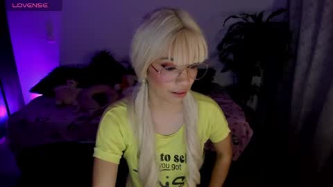 Snapshot of nataly_29 chatting on May 2026 01:57:02 AM MissNatis online show from May 2026 01:57:02 AM