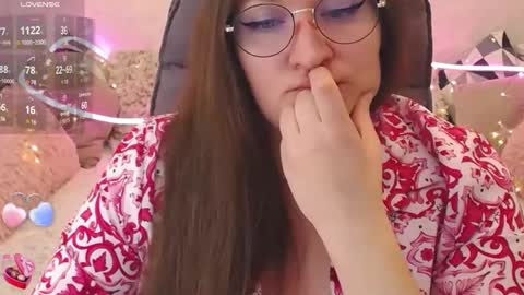 Snapshot of nataly_cute1 chatting on January 2025 05:51:01 AM Nataly online show from January 2025 05:51:01 AM