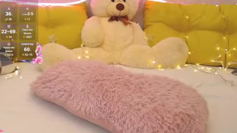 Snapshot of nataly_cute1 chatting on February 2025 02:29:02 AM Nataly online show from February 2025 02:29:02 AM