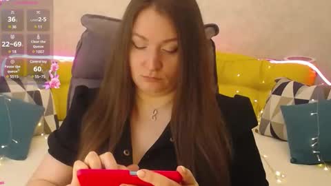 Snapshot of nataly_cute1 chatting on February 2025 06:58:01 PM Nataly online show from February 2025 06:58:01 PM