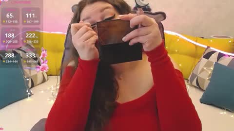 Snapshot of nataly_cute1 chatting on February 2025 08:37:01 PM Nataly online show from February 2025 08:37:01 PM