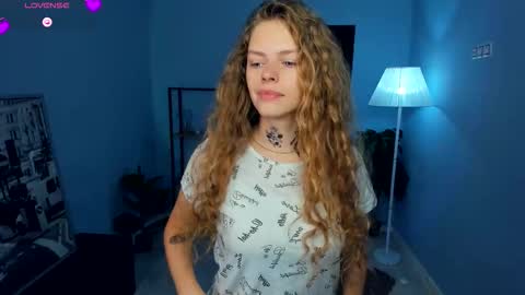 Natalie online show from October 2025 05:08:01 AM