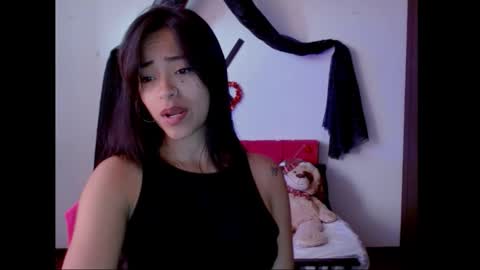 Nataly Escobar online show from March 2025 12:15:01 PM