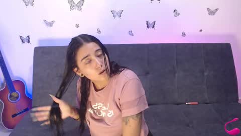   online show from February 2025 06:52:01 PM