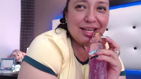 Natasha online show from March 2025 03:31:01 PM