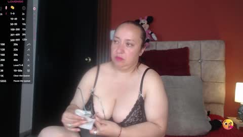 Natasha online show from September 2025 01:34:02 PM