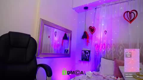 natasha online show from March 2025 01:40:01 PM