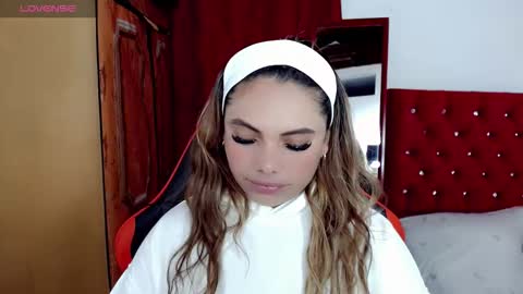 Snapshot of natasha__magics chatting on October 2025 02:00:01 AM natasha__magics online show from October 2025 02:00:01 AM