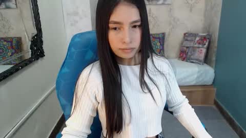  N A T A S H A  online show from January 2026 10:24:01 PM