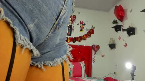 Snapshot of natasha_jurado chatting on February 2025 01:04:02 AM N A T A S H A online show from February 2025 01:04:02 AM