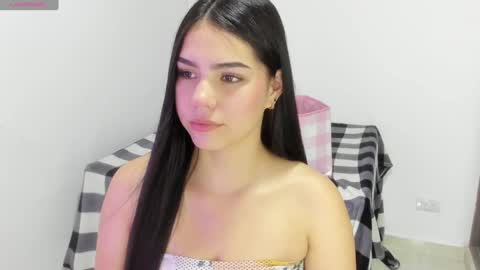 Snapshot of natasha_su chatting on February 2025 12:28:01 AM Natalia online show from February 2025 12:28:01 AM