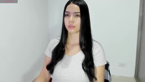 Snapshot of natasha_su chatting on February 2025 02:23:02 AM Natalia online show from February 2025 02:23:02 AM