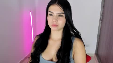 Snapshot of natasha_su chatting on September 2025 03:50:02 AM Natalia online show from September 2025 03:50:02 AM