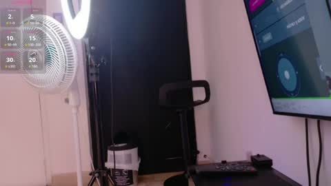 Snapshot of natashaa_bluer chatting on June 2026 01:39:02 PM natashaa_bluer online show from June 2026 01:39:02 PM