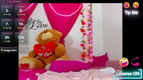 NatashaKissess   online show from September 2025 04:54:01 PM