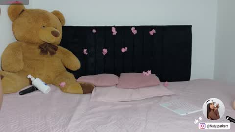 Natasha online show from October 2025 08:36:02 PM