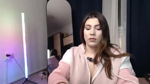 Natasha online show from March 2026 06:43:01 PM