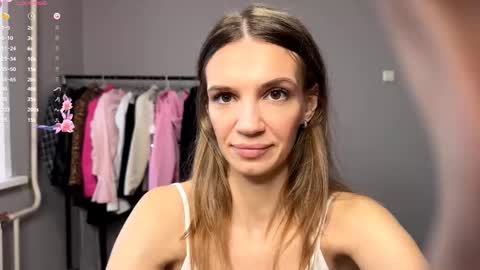 Snapshot of natashiafurfey chatting on October 2025 06:22:02 AM Emily online show from October 2025 06:22:02 AM