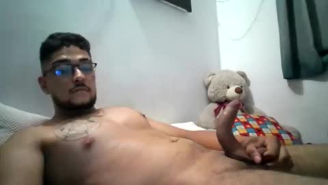 Snapshot of nate_torres chatting on May 2026 11:21:01 PM Nate torres online show from May 2026 11:21:01 PM