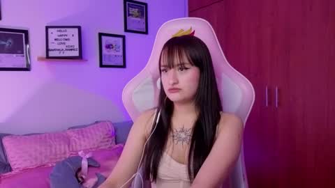 Nathalia Ramirez online show from February 2026 01:17:01 AM