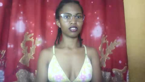 nathalie004 online show from September 2025 08:17:01 AM