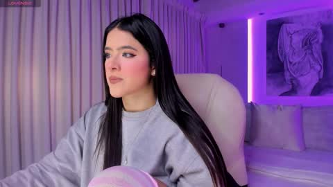 NATHALIE online show from November 2025 11:13:02 AM