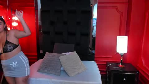 nathalie rossel online show from February 2025 01:13:02 AM