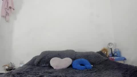 Nathaly online show from September 2025 06:45:01 PM