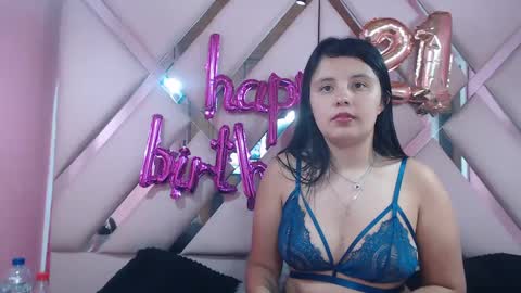 Snapshot of nathaly_sweet23 chatting on January 2025 09:17:02 AM Nathaly sweet online show from January 2025 09:17:02 AM