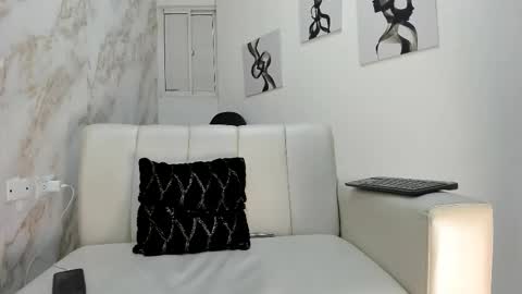 Snapshot of nathan_shimmer chatting on November 2025 09:14:02 PM nathan_shimmer online show from November 2025 09:14:02 PM