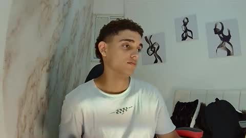 Snapshot of nathan_shimmer chatting on March 2026 09:21:02 PM nathan_shimmer online show from March 2026 09:21:02 PM