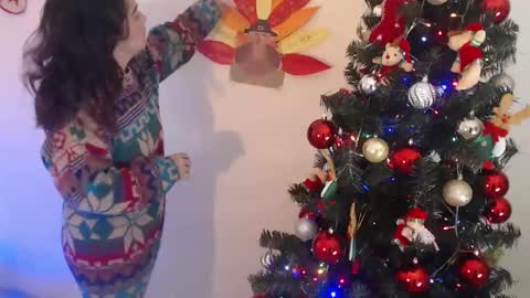 Nathalia online show from November 2025 09:06:02 PM