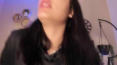 NATTASHA BROWN  online show from January 2026 10:40:01 AM