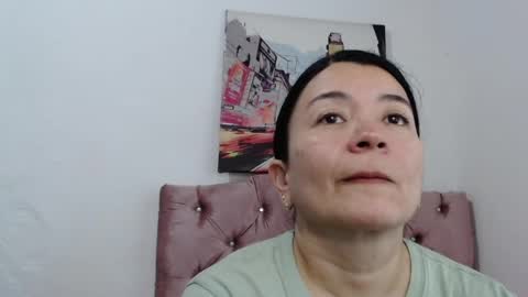 Snapshot of naturally_mature chatting on April 2026 02:35:01 AM Sammy online show from April 2026 02:35:01 AM