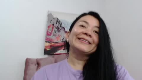 Snapshot of naturally_mature chatting on May 2026 02:06:01 AM Sammy online show from May 2026 02:06:01 AM