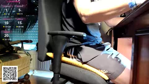 Snapshot of nature_x chatting on November 2025 08:02:01 AM Nature online show from November 2025 08:02:01 AM