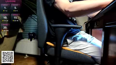 Snapshot of nature_x chatting on November 2025 09:37:02 PM Nature online show from November 2025 09:37:02 PM