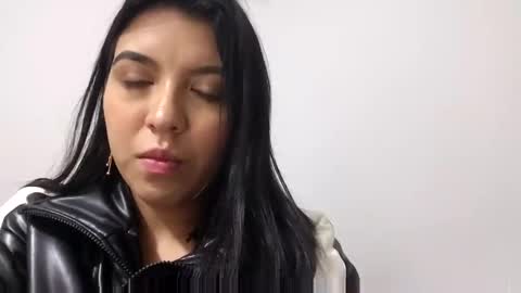 Snapshot of naty_dubois chatting on October 2025 04:11:01 AM Naty online show from October 2025 04:11:01 AM