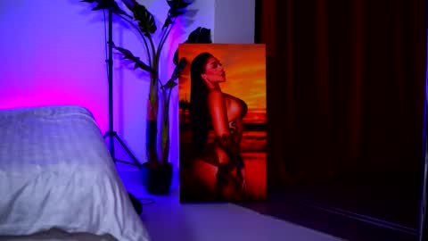 Naty online show from November 2025 10:16:01 AM