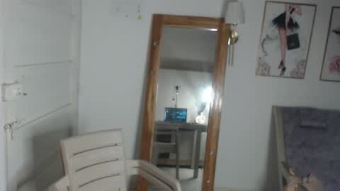 Snapshot of natzumi_mcqueen chatting on May 2026 11:50:02 AM Stella Mcqueen online show from May 2026 11:50:02 AM