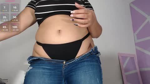 Snapshot of naughty69hottie chatting on January 2025 06:40:01 PM Leina modelo independiente online show from January 2025 06:40:01 PM