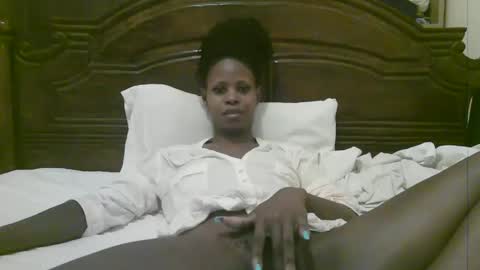 alisha online show from December 2025 01:11:01 AM