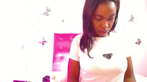 Snapshot of naughty_choko chatting on February 2026 12:20:01 PM L I S S online show from February 2026 12:20:01 PM