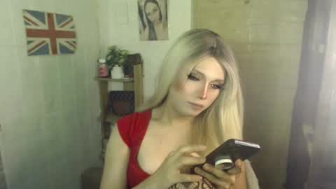 Snapshot of naughty_kim20 chatting on October 2025 02:01:02 AM alexa online show from October 2025 02:01:02 AM